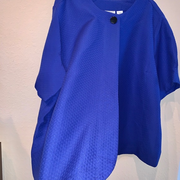 SAG HARBOR royal blue textured cape jacket - Picture 5 of 6